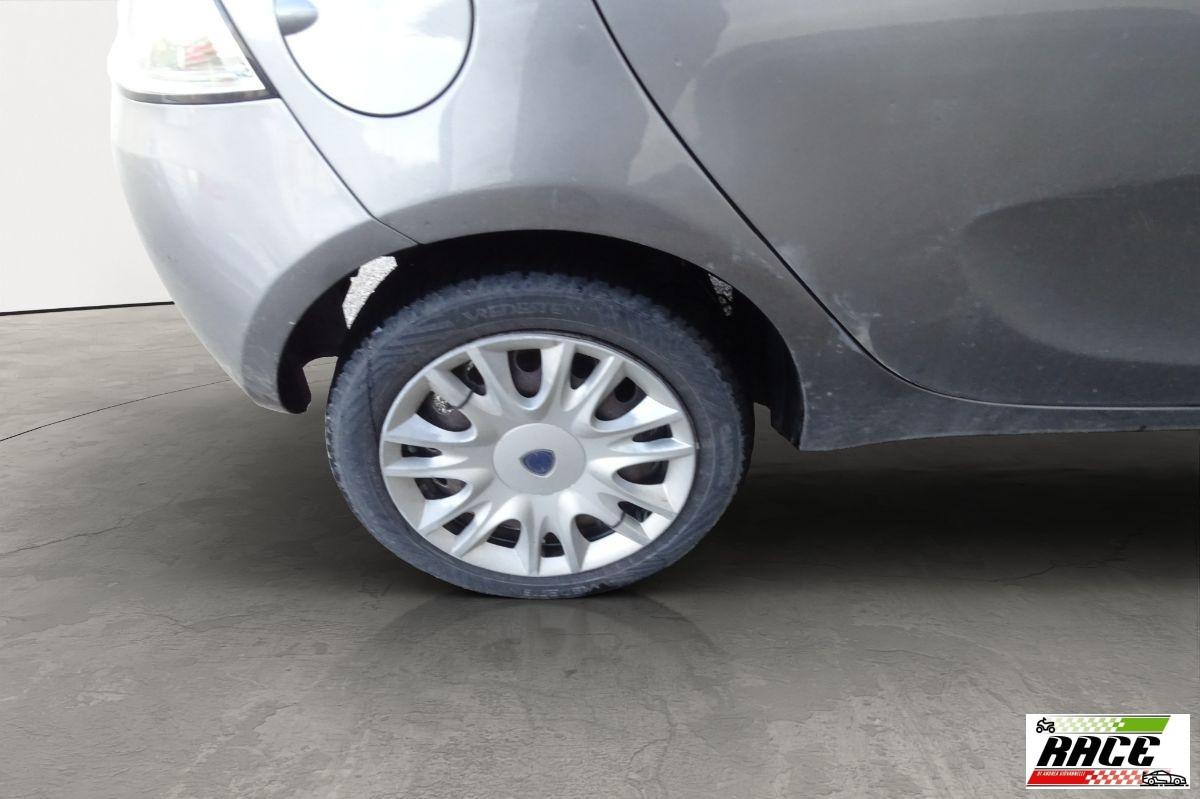 LANCIA - Ypsilon - 1.2 69 CV 5 porte GPL Ecochic Gold