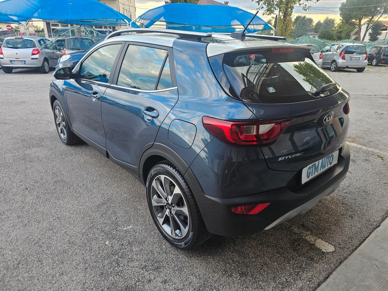 Kia Stonic 1.4 MPI 100 CV Style - Neopatentati