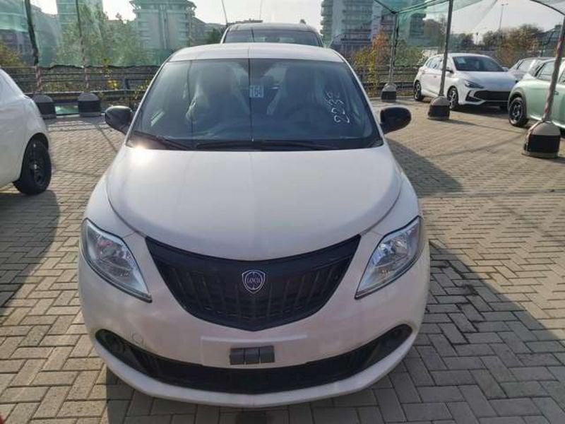 Lancia Ypsilon 1.0 FireFly Hybrid Oro