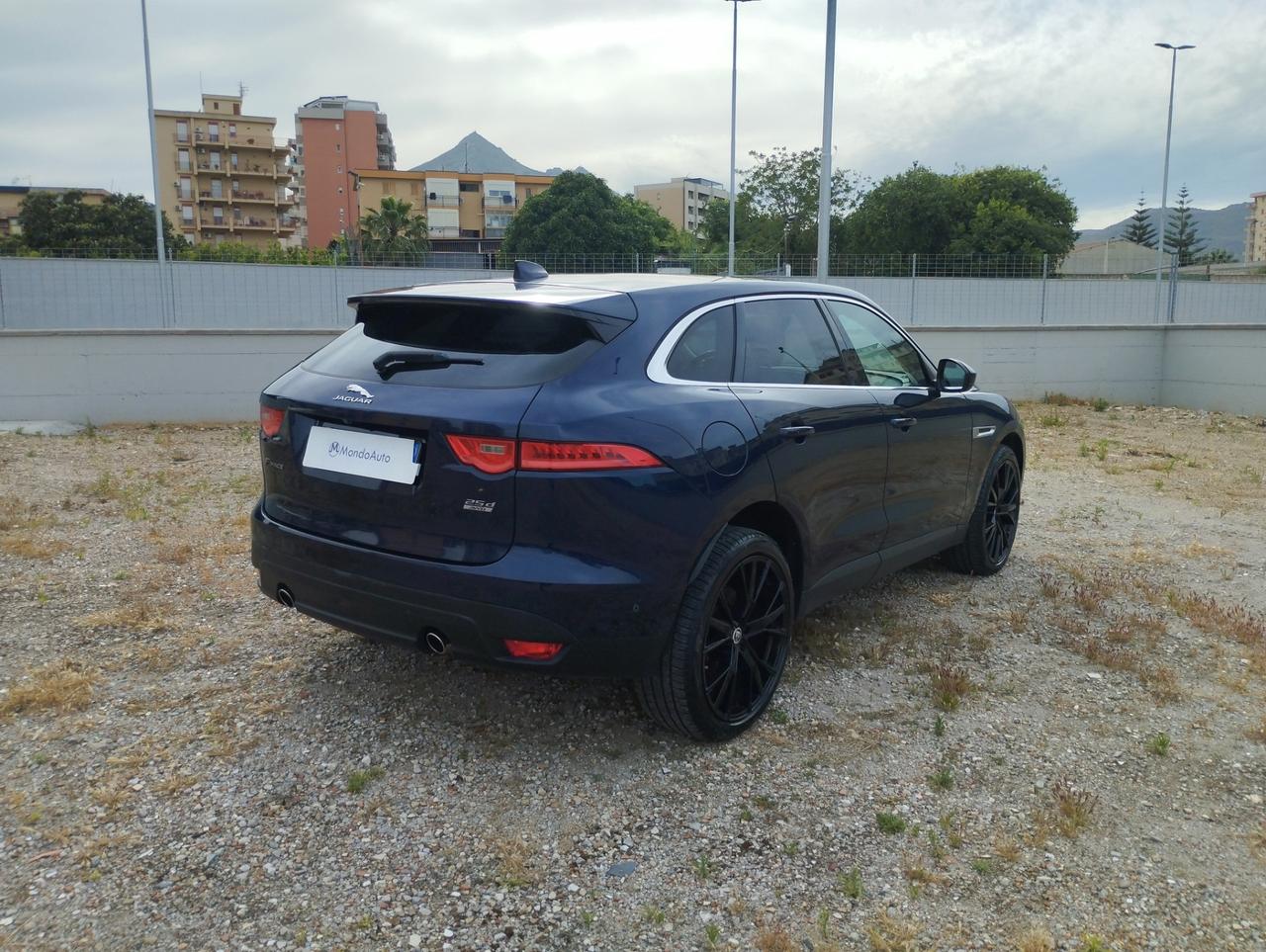 Jaguar F-Pace 2.0 D 240 CV AWD aut. Prestige