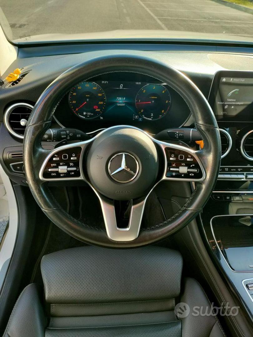 MERCEDES-BENZ GLC 220 d 4Matic Sport