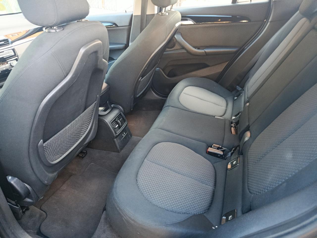 Bmw X1 sDrive18d xLine