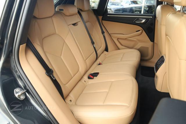 PORSCHE Macan 2.0 Sedili Riscaldabili Volante Elettrico 4x4