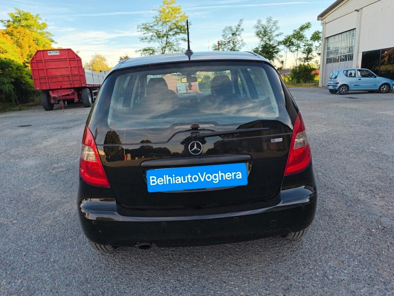 Mercedes-benz (A 160) 2010--1.5 Benzina Neopatentati