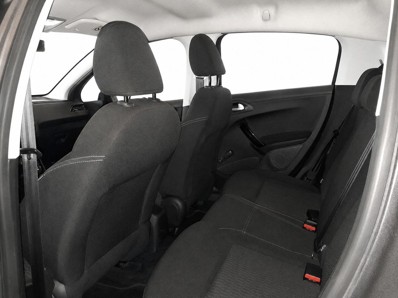 Peugeot 208 BlueHDi 100 S&S 5 porte Active