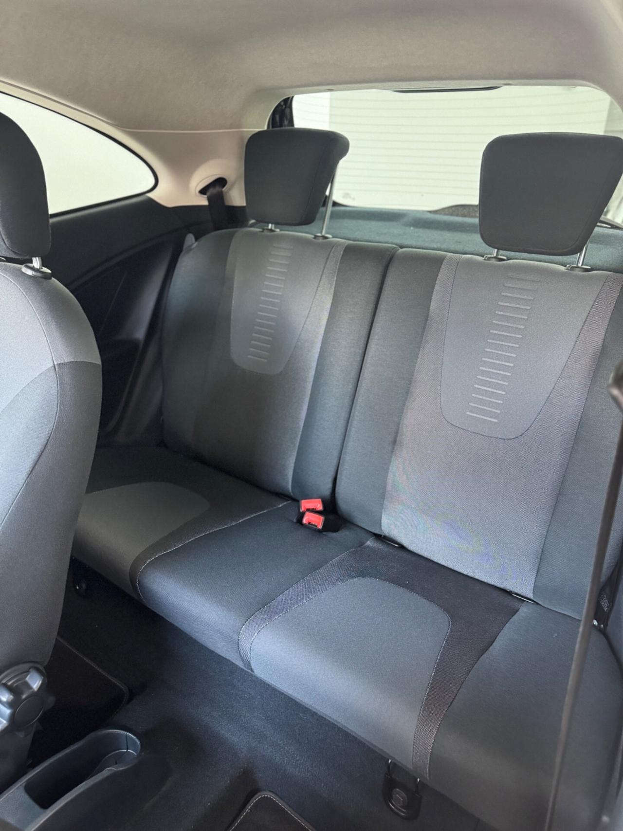 Ford Ka Ka+ 1.2 8V 69CV Titanium