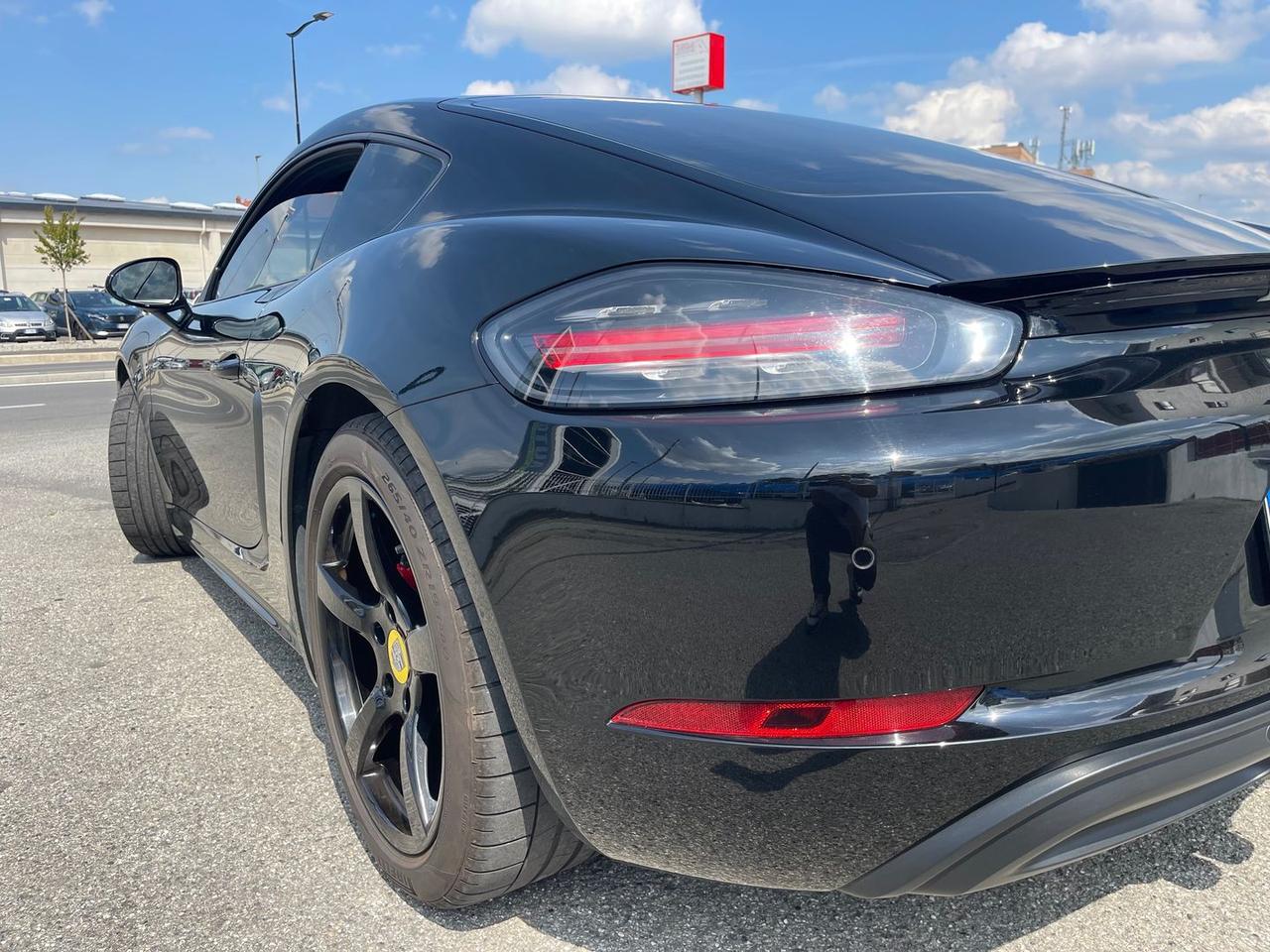 Porsche Cayman 718 2.0 300cv Edition