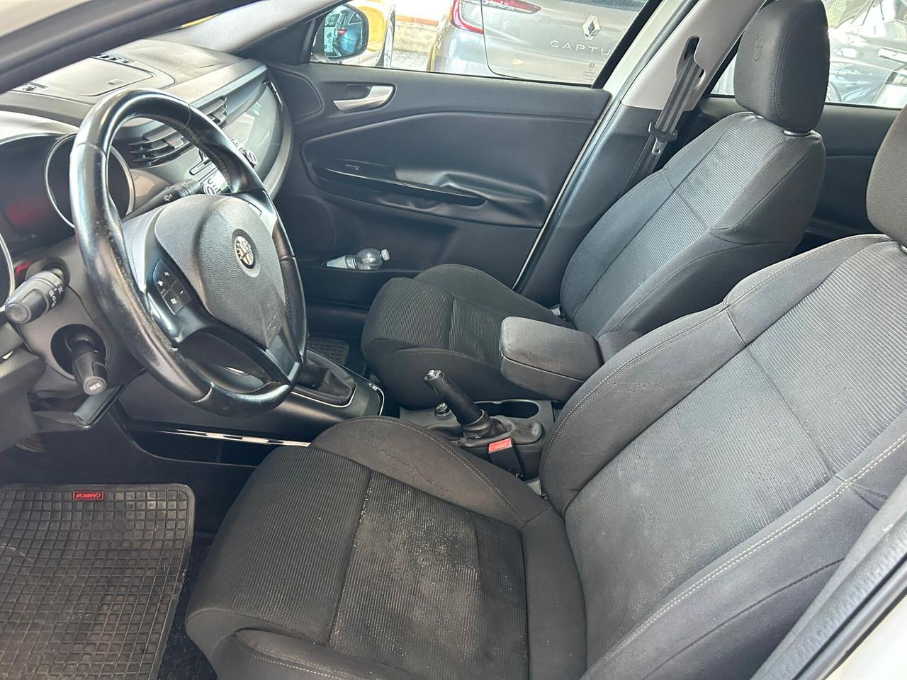 Alfa Romeo Giulietta 1.6 JTDm-2 X NEO 2011