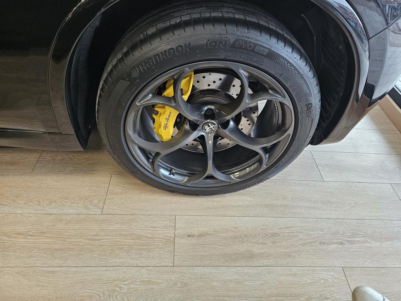 Alfa Romeo Stelvio 2.9 Bi-Turbo V6 510 CV AT8 Quadrifoglio