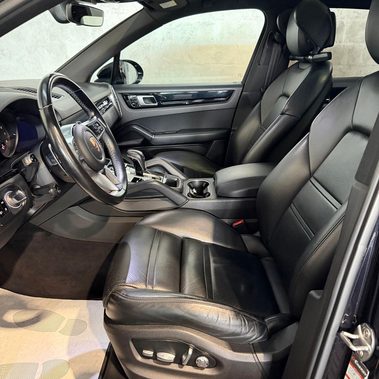 Porsche Cayenne 3.0 V6 BENZINA TIPTRONIC FULL OPTIONALS