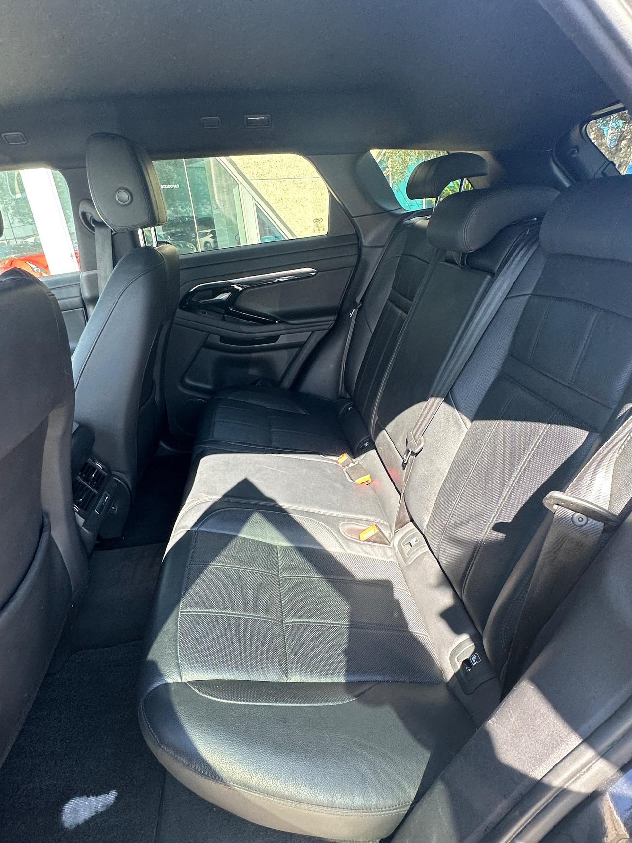 Range Rover Evoque 2.0d Nolita possibilità noleggio no scoring