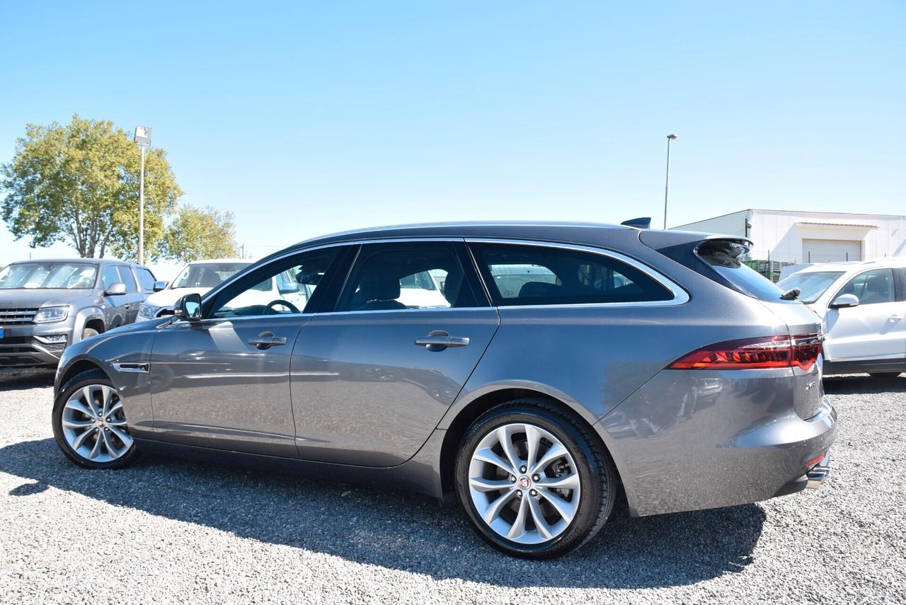 Jaguar XF Sportbrake 4X4 2.0D 180CV AWD automatica Prestige NAVI CRUISE SENSORI CAM PELLE BT