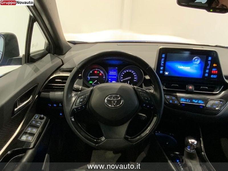 Toyota C-HR 1.8 Hybrid E-CVT Dynamic