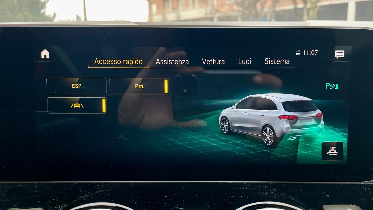 MERCEDES-BENZ CLASSE B 180D PREMIUM 116CV - PELLE, TETTO, VIRTUAL COCKPIT, NEOPATENTATI