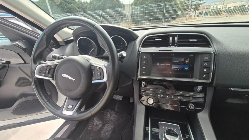 Jaguar F-Pace 2.0 D 180 CV AWD aut. R-Sport - 2016
