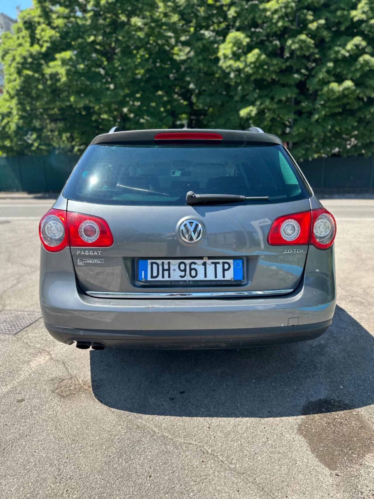 Volkswagen Passat 2.0 TDI DPF Var. Highline