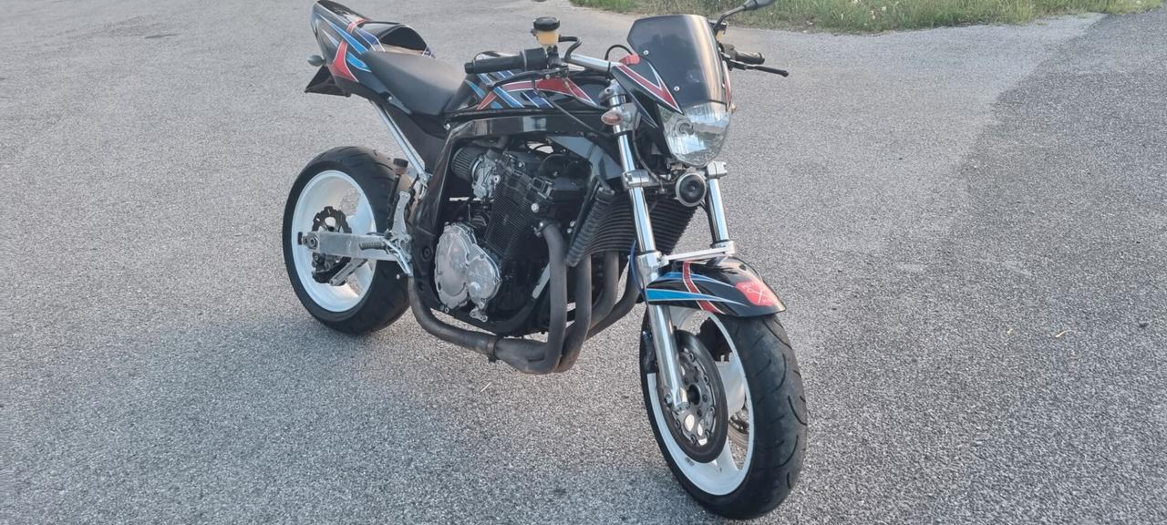 Suzuki GSX 1100 R