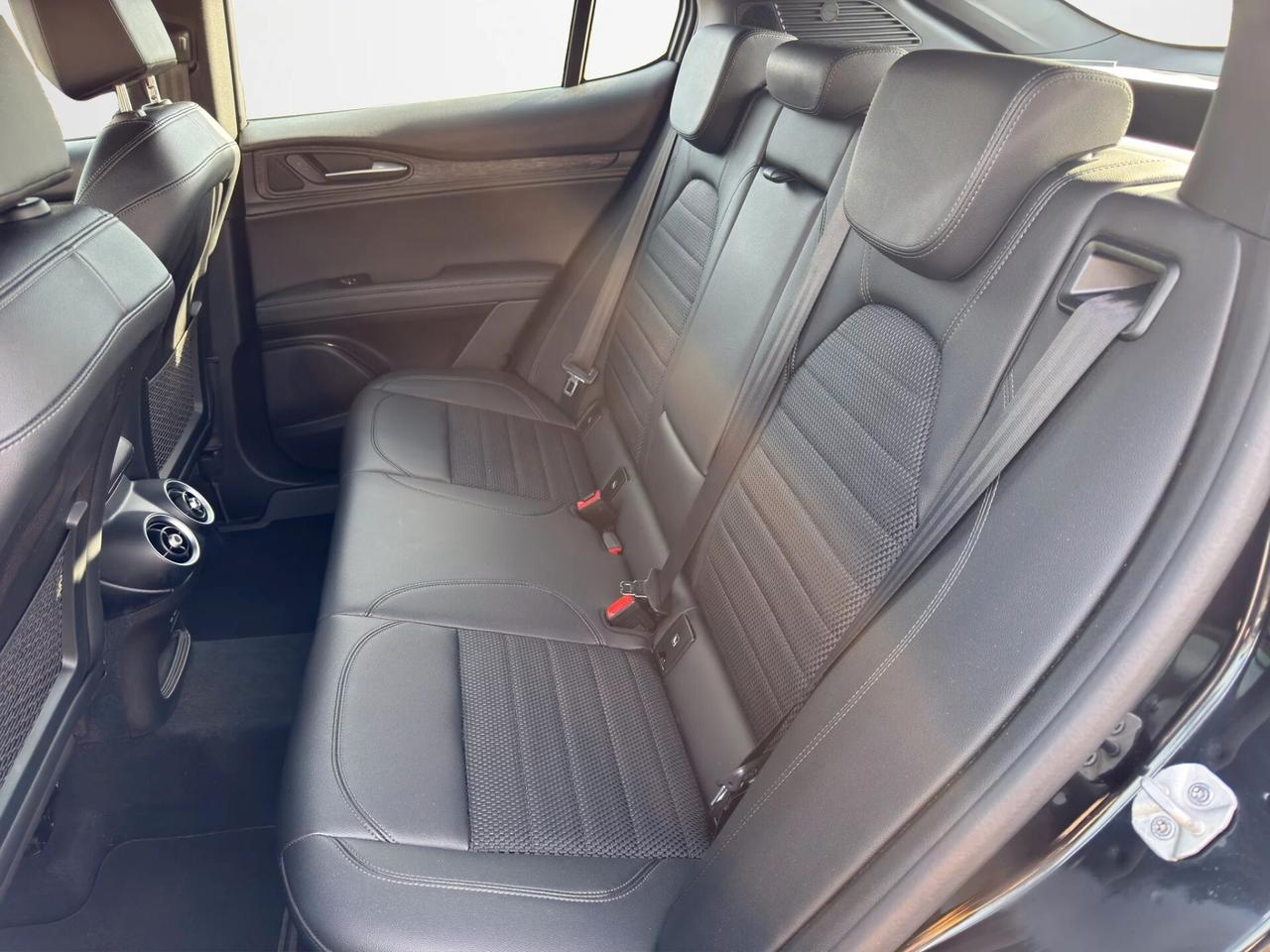 Alfa Romeo Stelvio 2.2 Turbodiesel 160 CV AT8 RWD Sprint