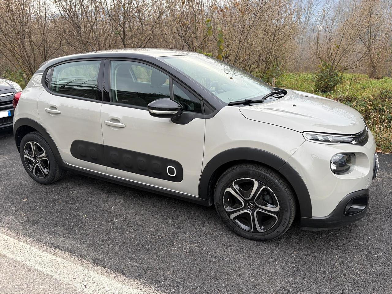 Citroen C3 1.2 T BENZINA 110CV EAT6 Shine