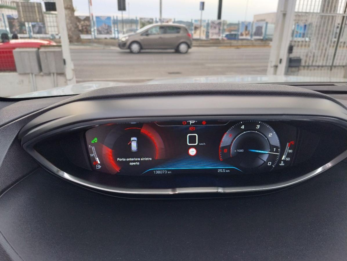 PEUGEOT - 3008 - BlueHDi 130 S&S GT Line