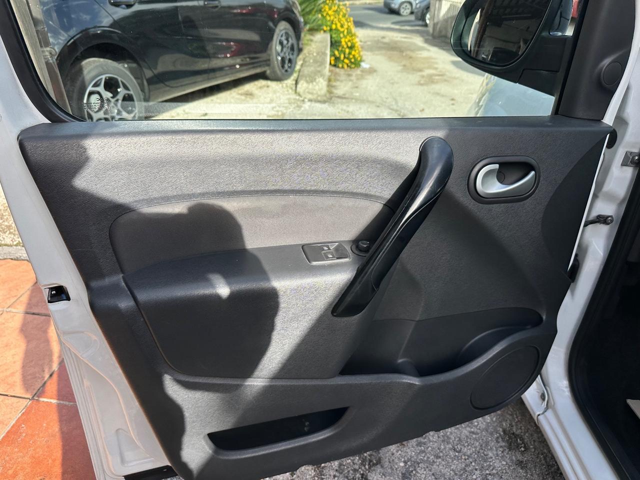 Renault Kangoo Blue dCi 8V 115CV 5 porte Limited