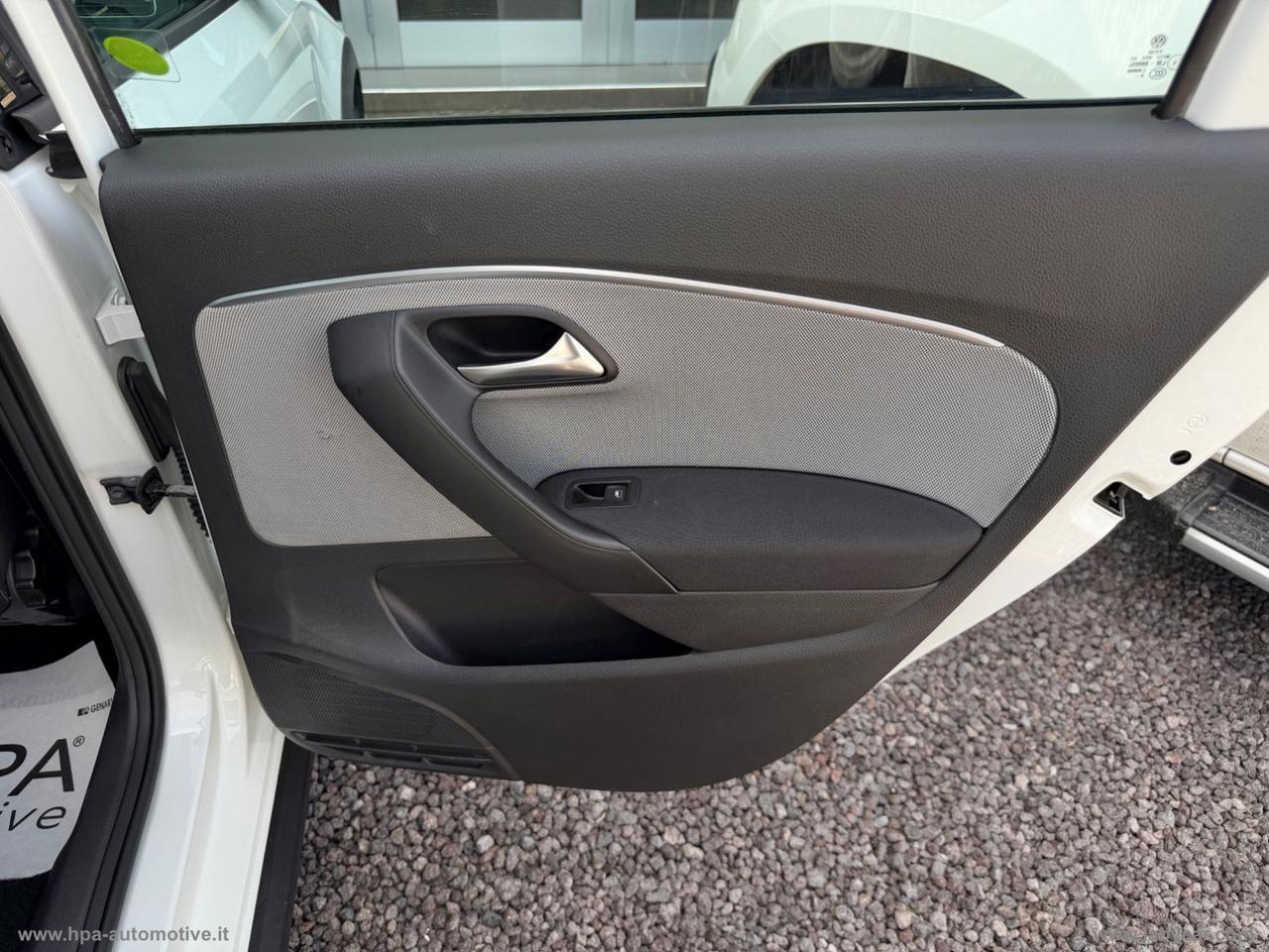 VOLKSWAGEN Polo Cross 1.4 TDI DSG BlueMotion Tech.