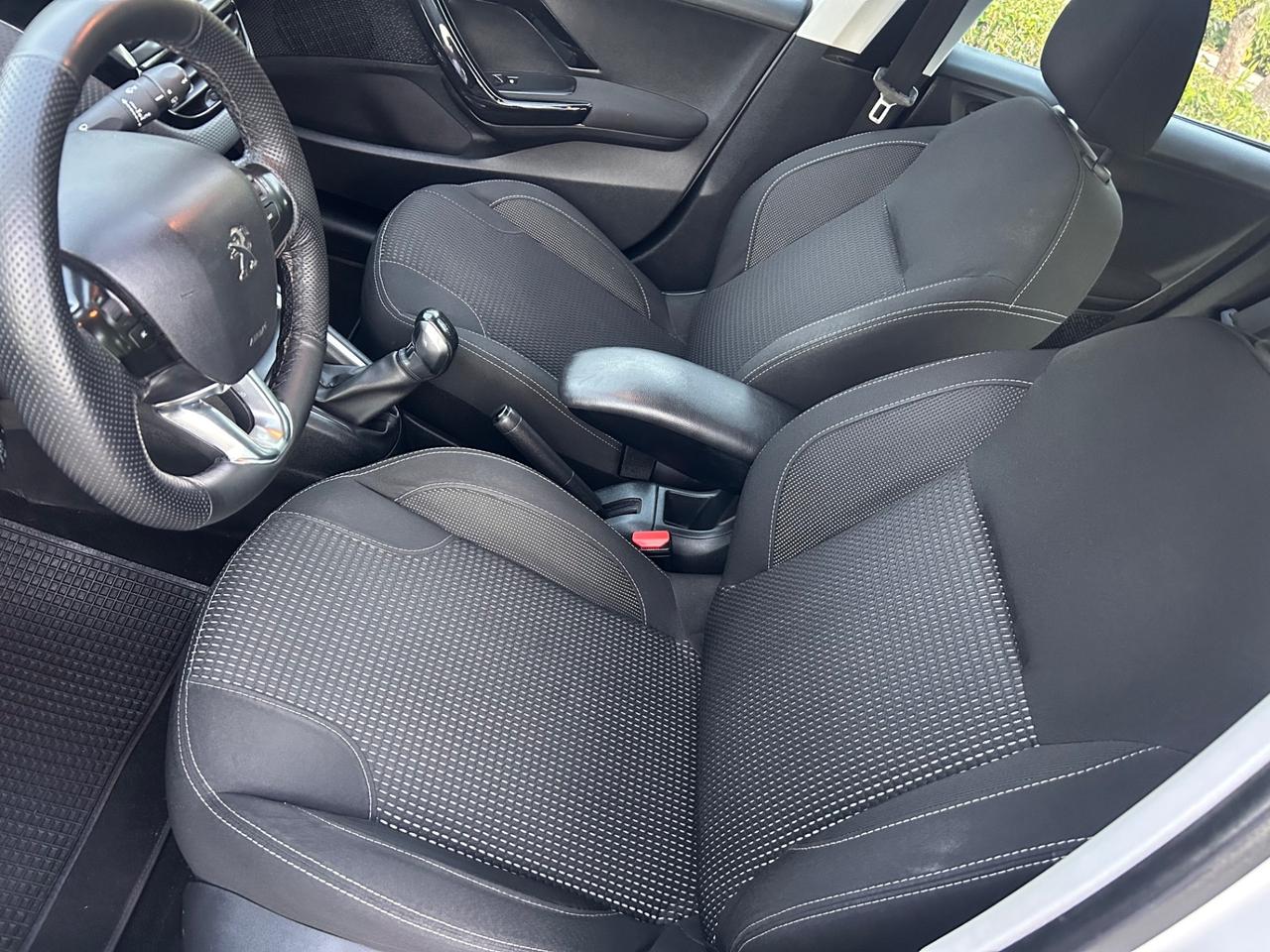 Peugeot 208 BlueHDi 75 5 porte Allure