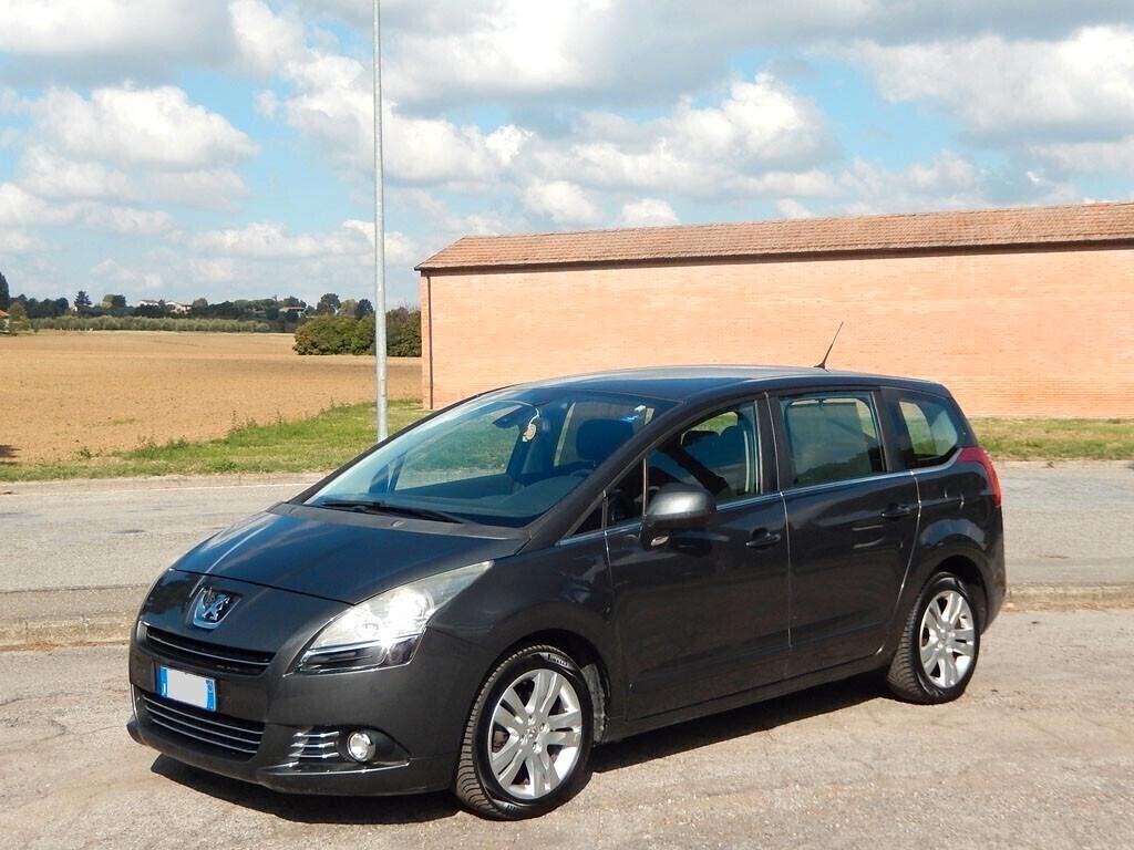 PEUGEOT 5008 1.6 HDi 5 POSTI - ECCELLENTE!