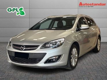Opel Astra 4ª serie 1.4 Turbo 140CV Sports Tourer GPL Tech Cosmo