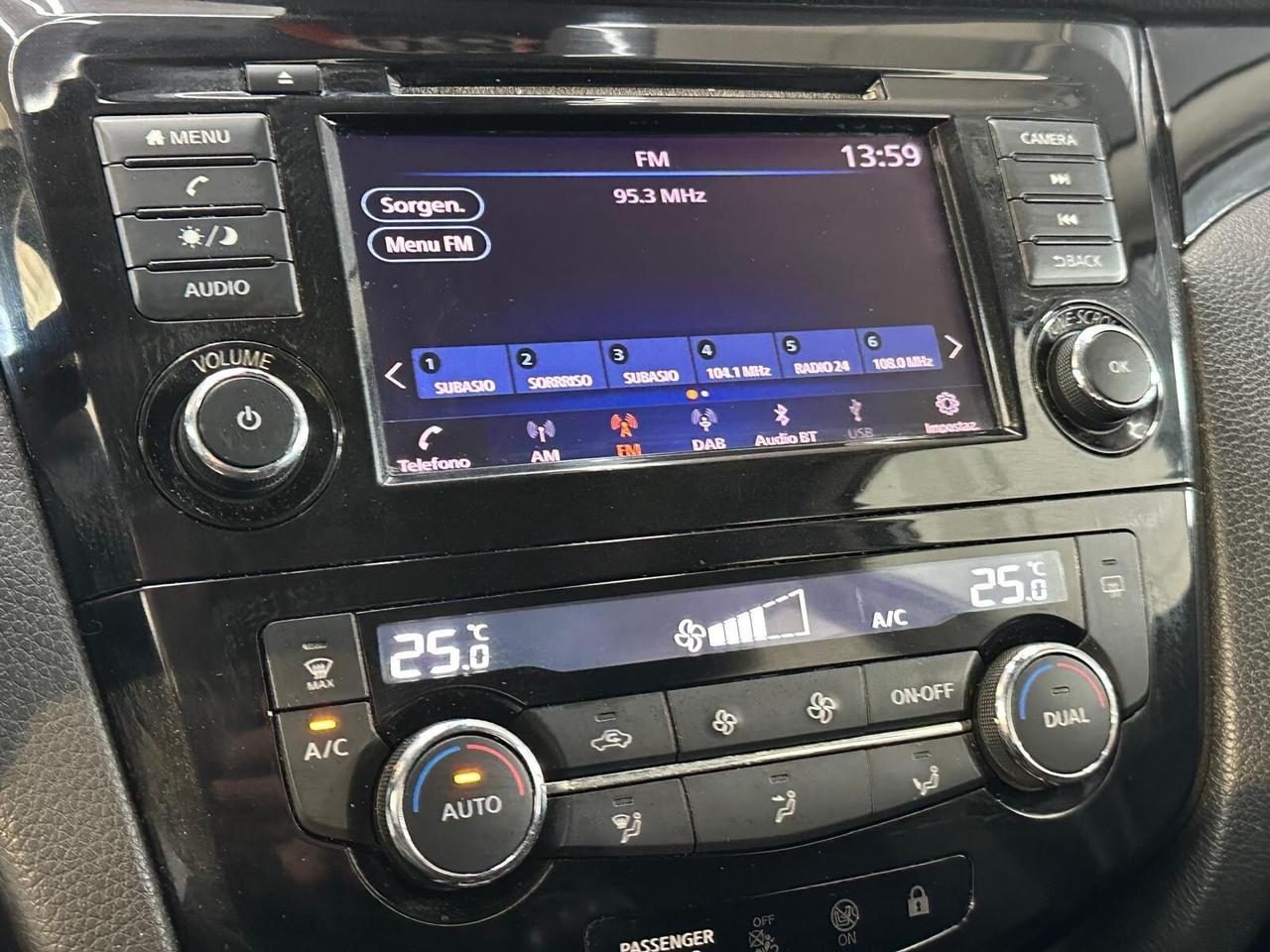 Nissan Qashqai 1.6 dCi 2WD Tekna