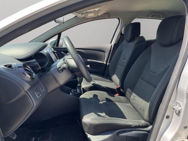RENAULT Clio 75Cv 12 V Moschino life TCE