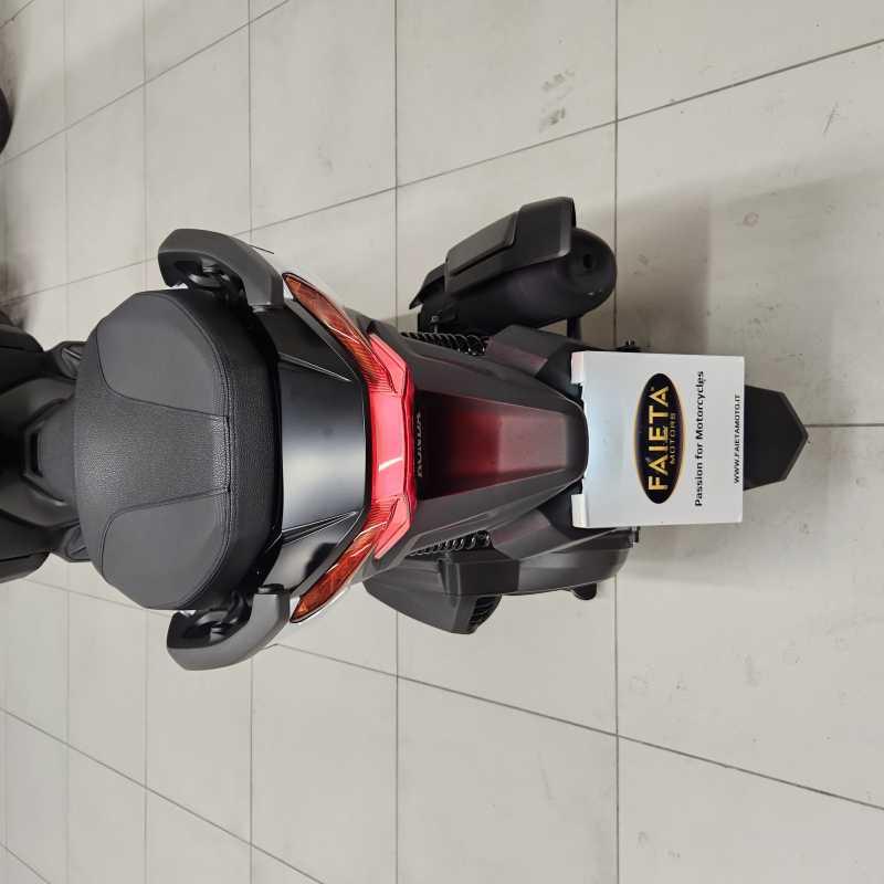 Honda Forza 350 - 2026