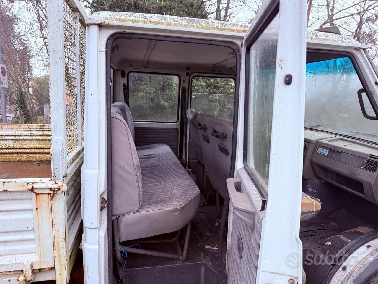 Iveco Daily 2.5 - RIBALTABILE 3 TRILATERALE 7 POST