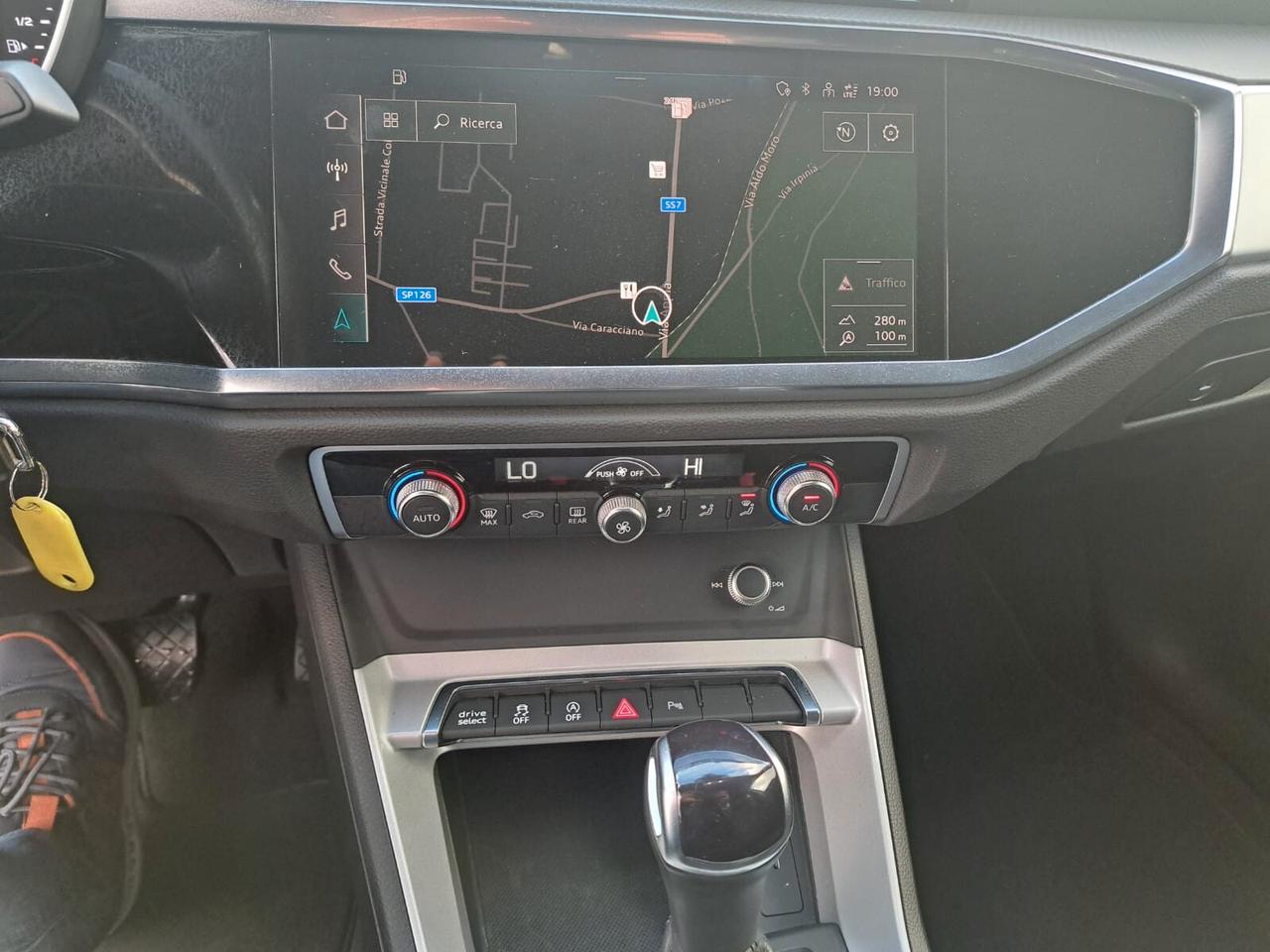 AUDI Q3 SPB 2.0 TDI 150 CV BUSINESS S-TRONIC