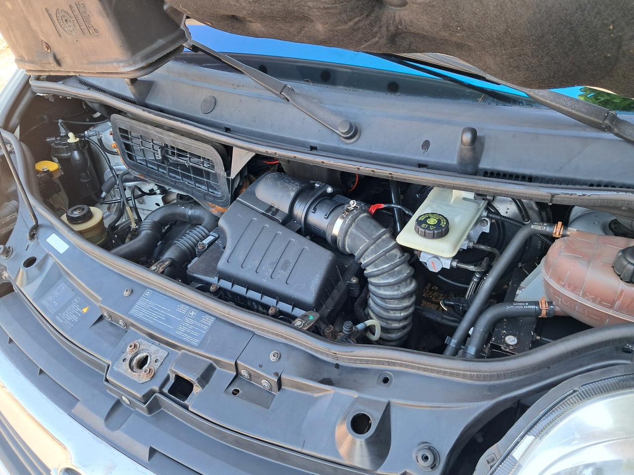 VIVARO 9 POSTI