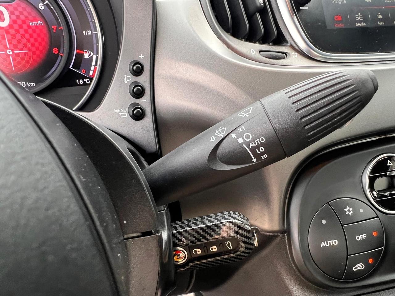 Abarth 595 1.4 Turbo T-Jet 160 CV Pista Cabrio