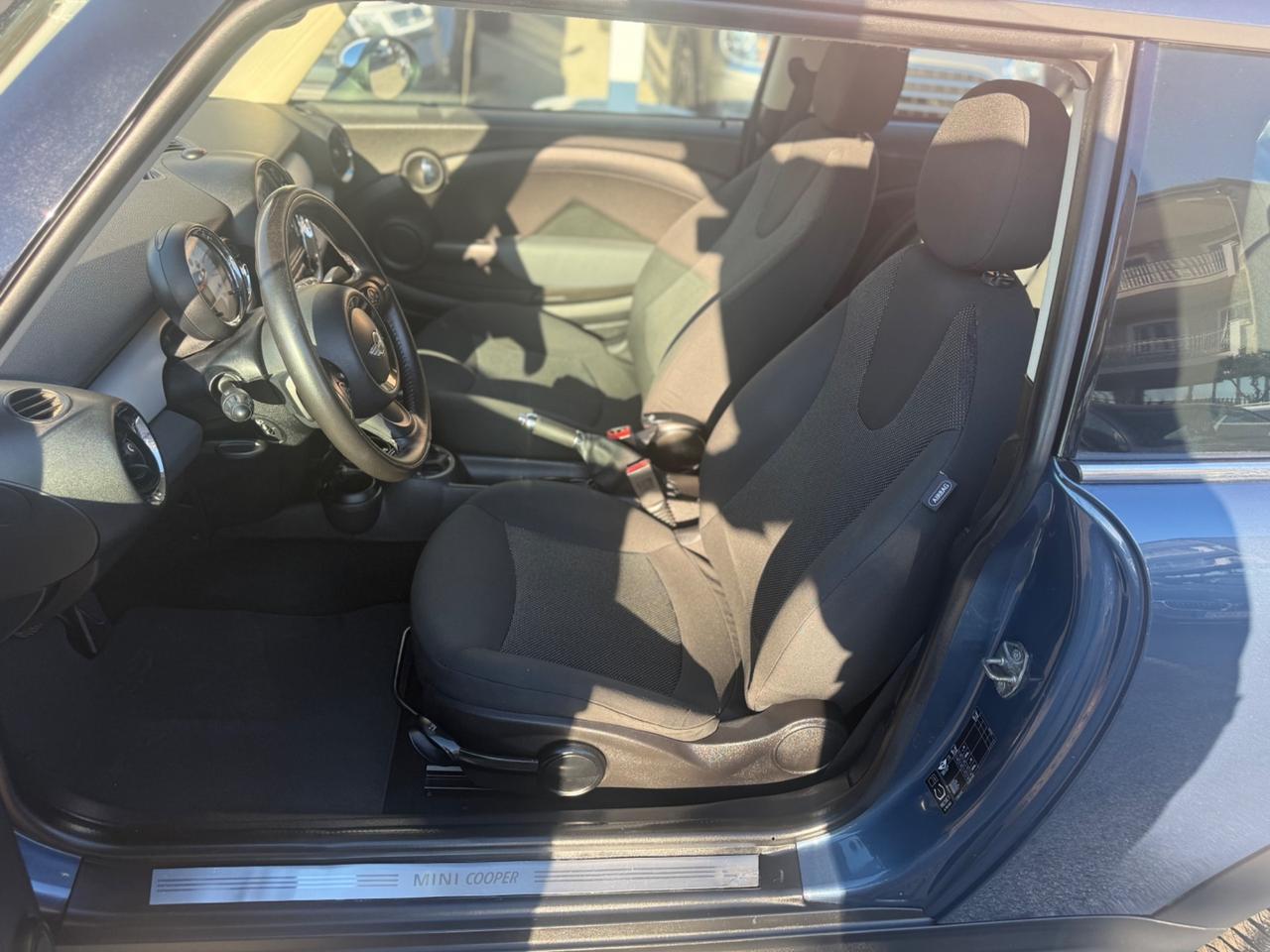 Mini 2.0 16V Cooper D Automatica 106.000 km