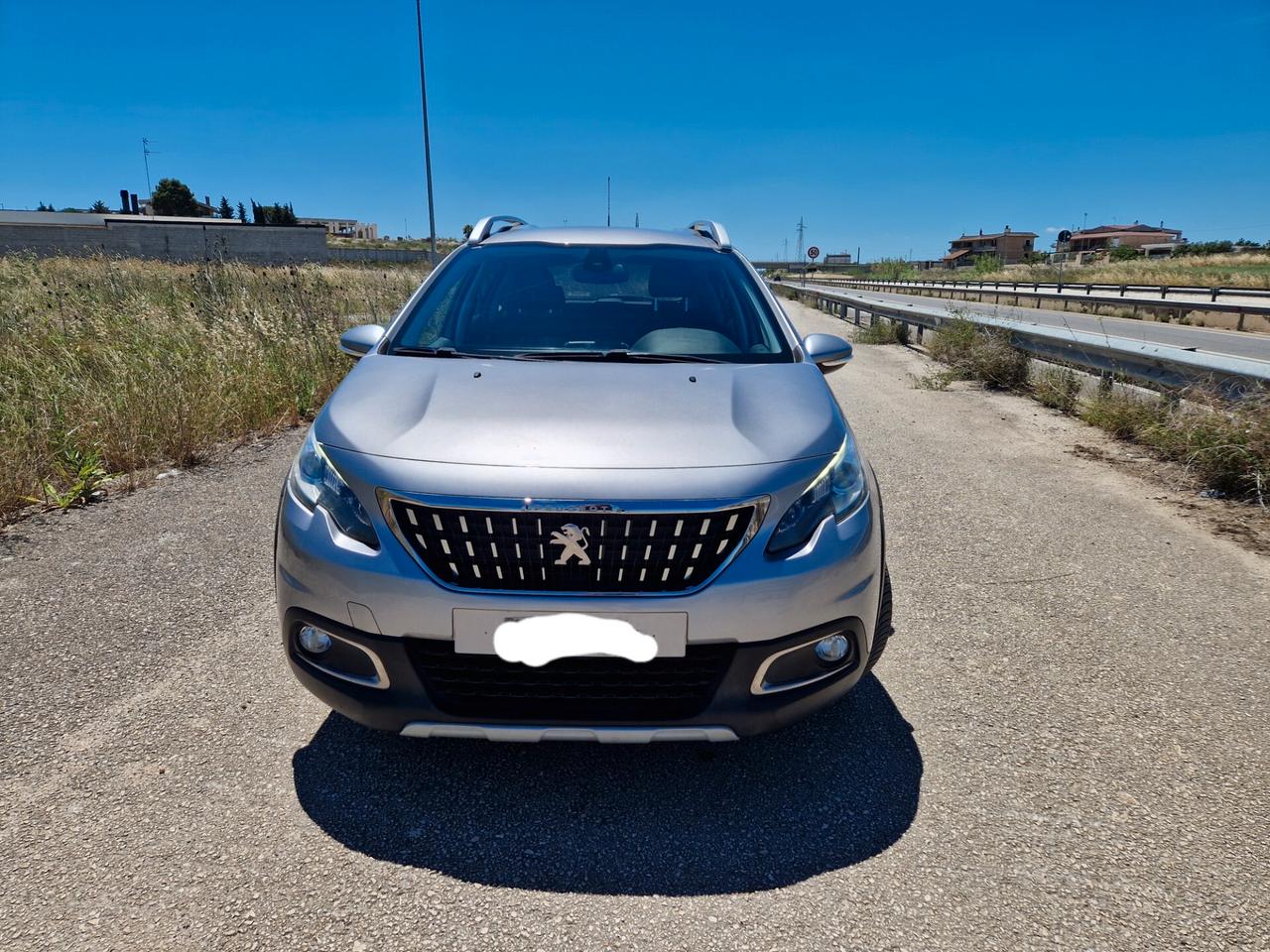 Peugeot 2008 BlueHDi 100 Allure