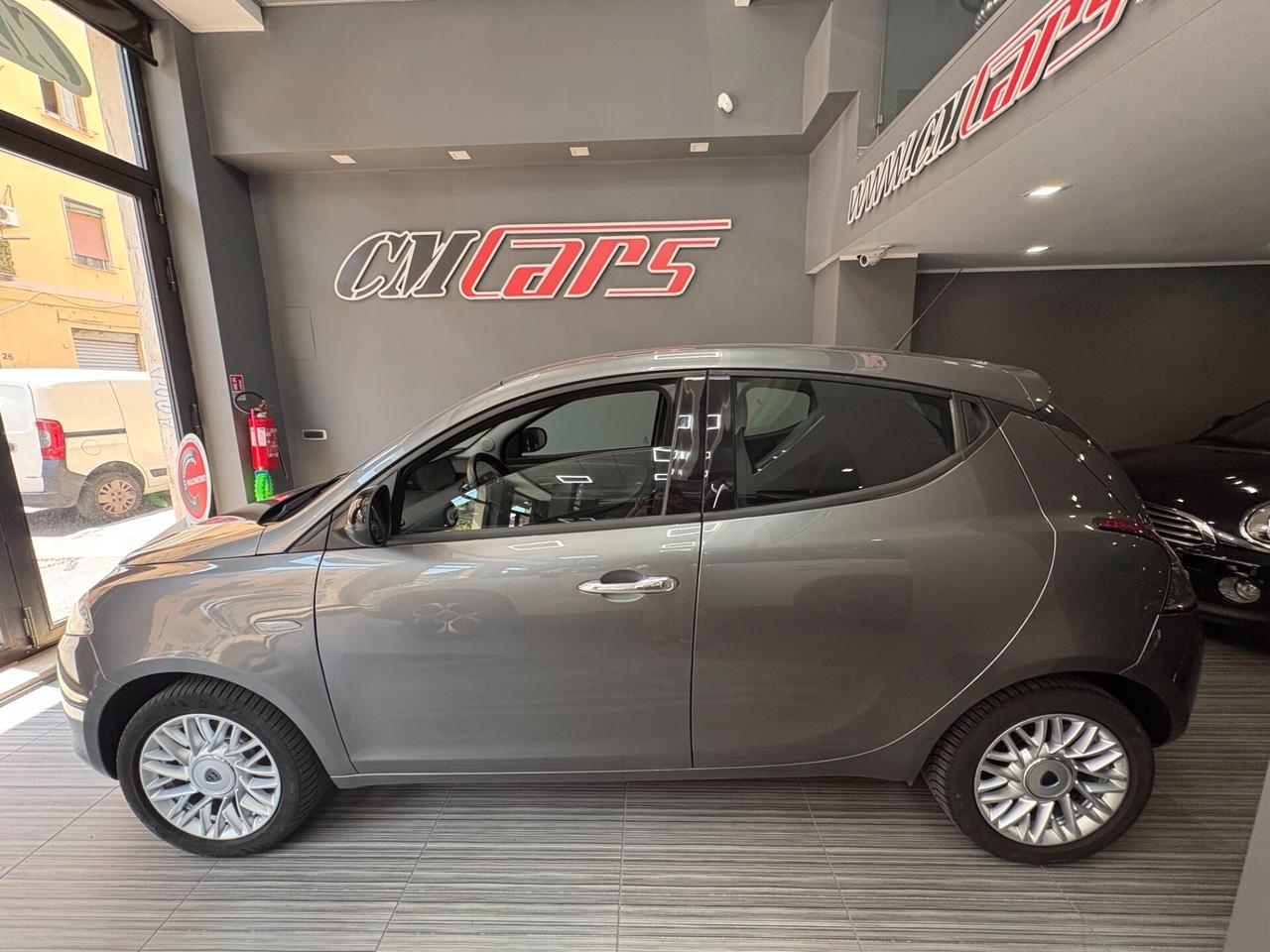 Lancia Ypsilon 1.3 MJT 95cv Gold ITALIANA Euro5
