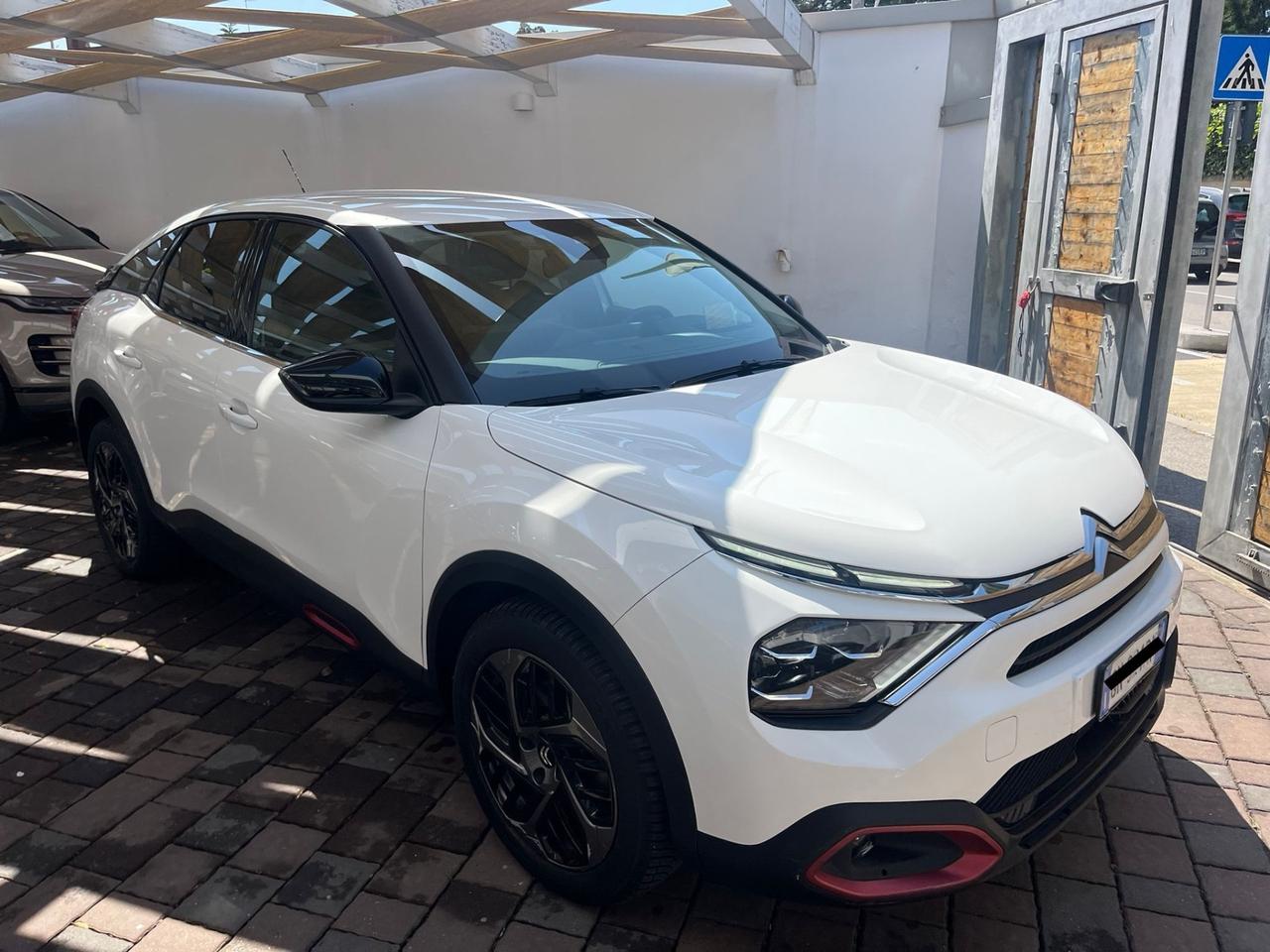 Citroen C4 BlueHDi 130 S&S EAT8 Shine