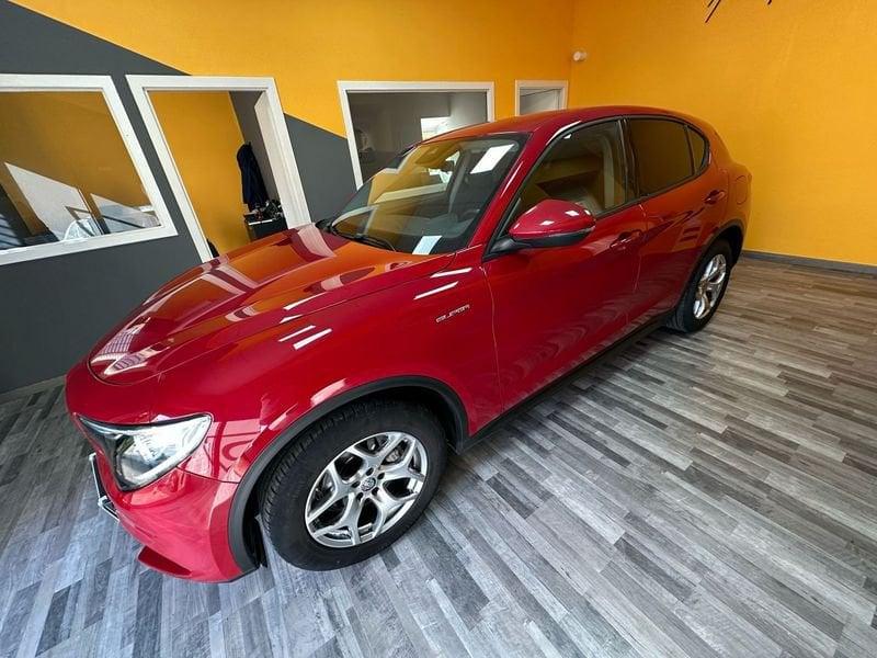 Alfa Romeo Stelvio 2.2 Turbodiesel 160 CV AT8 RWD Super
