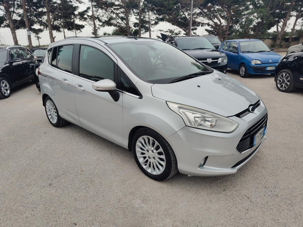 Ford B-Max 1.6 TDCi Titanium gancioTraino