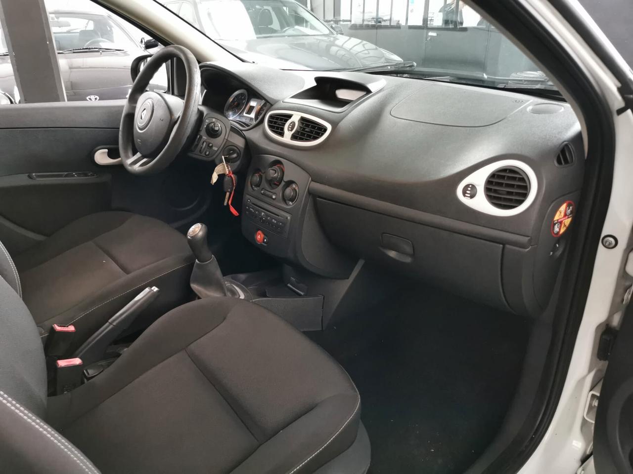 Renault Clio 1.2 5p GPL Yahoo! GARANZIA 12 MESI