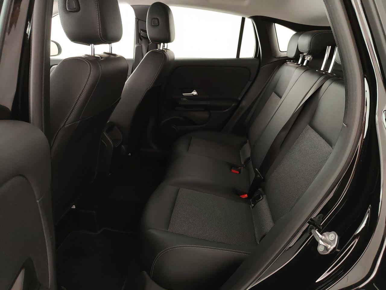 Mercedes-benz GLA 200 d Automatic Business