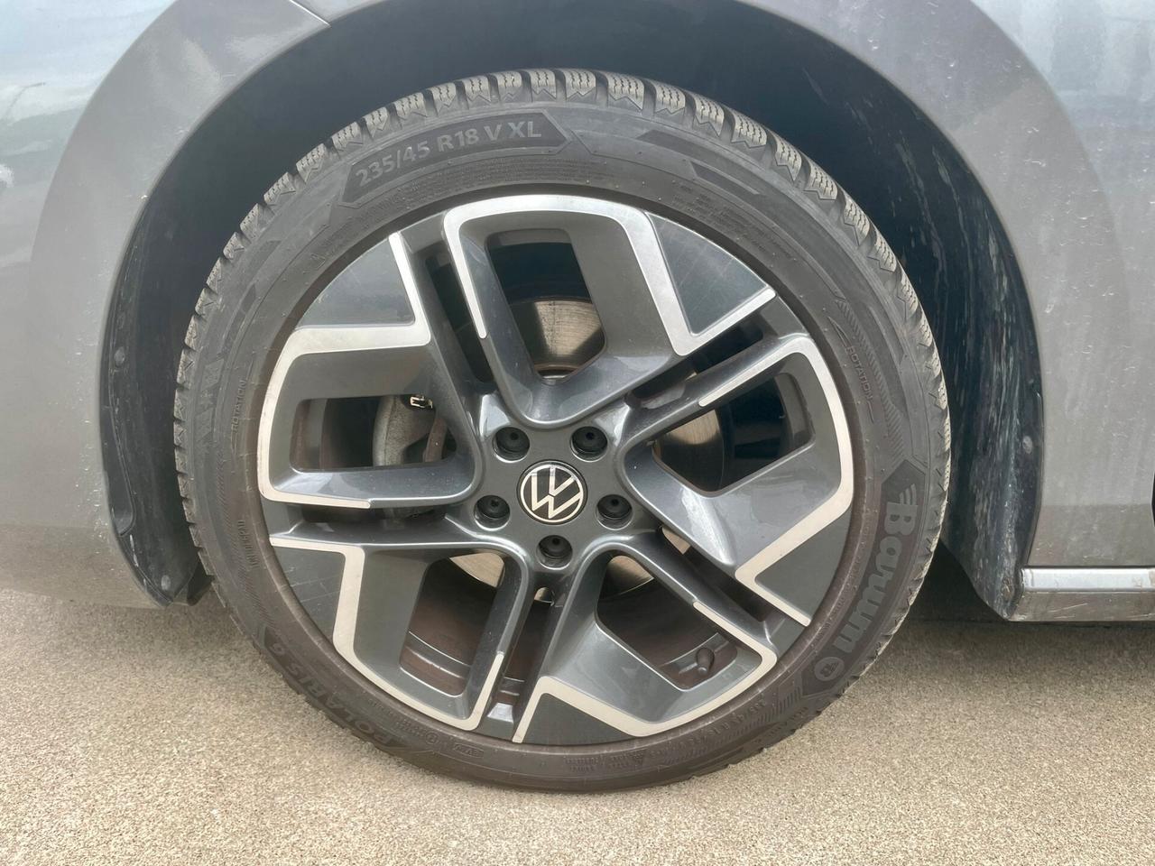 VW Passat Variant 2.0 TDI SCR EVO DSG Business * SINISTRATA*