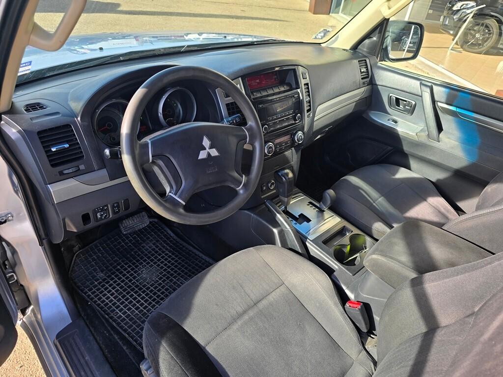Mitsubishi Pajero 3.2 DI-D 190CV INSTYLE