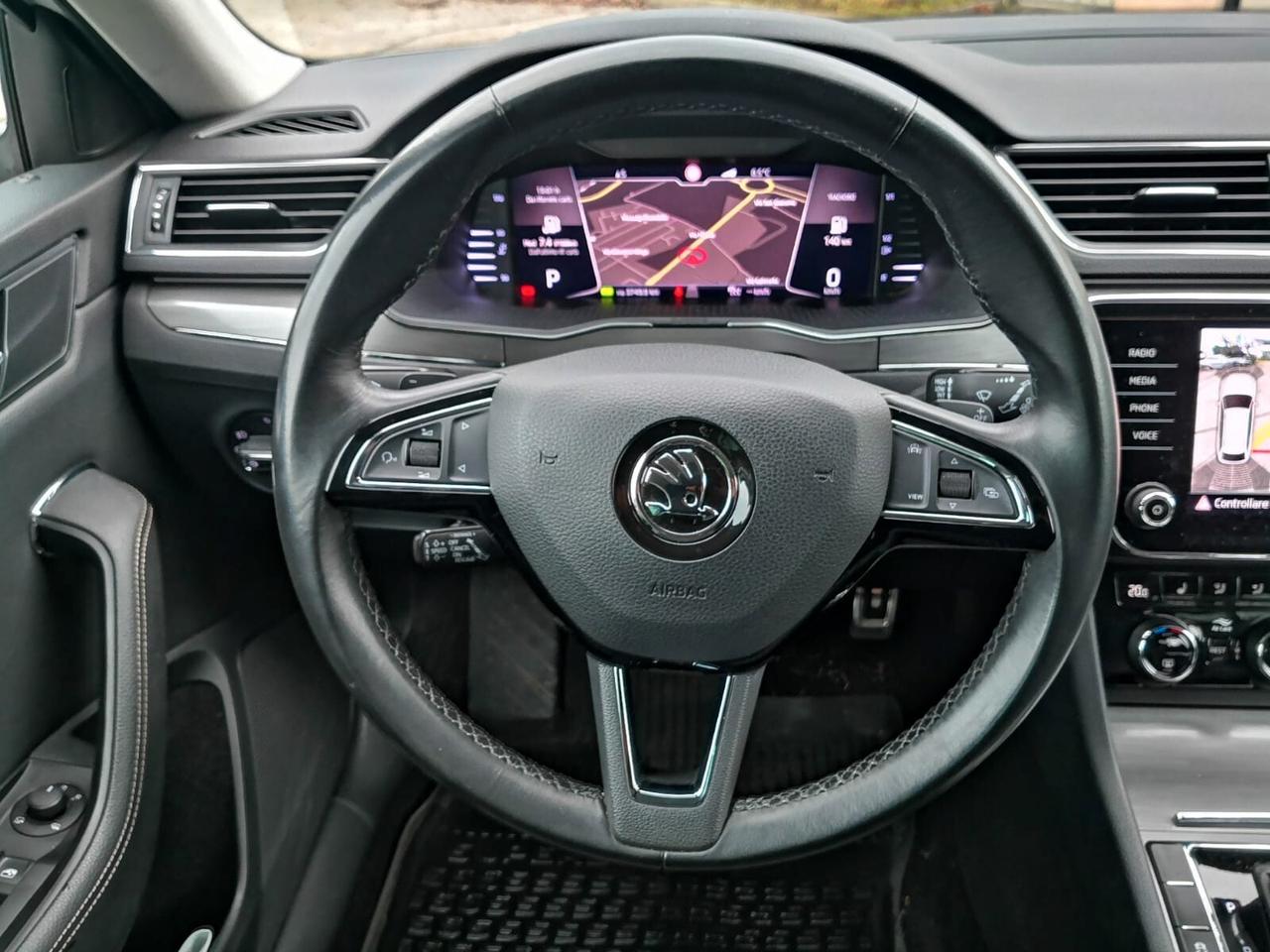 Skoda Superb 2.0 TDI 190 CV SCR DSG 4x4 Wagon Scout