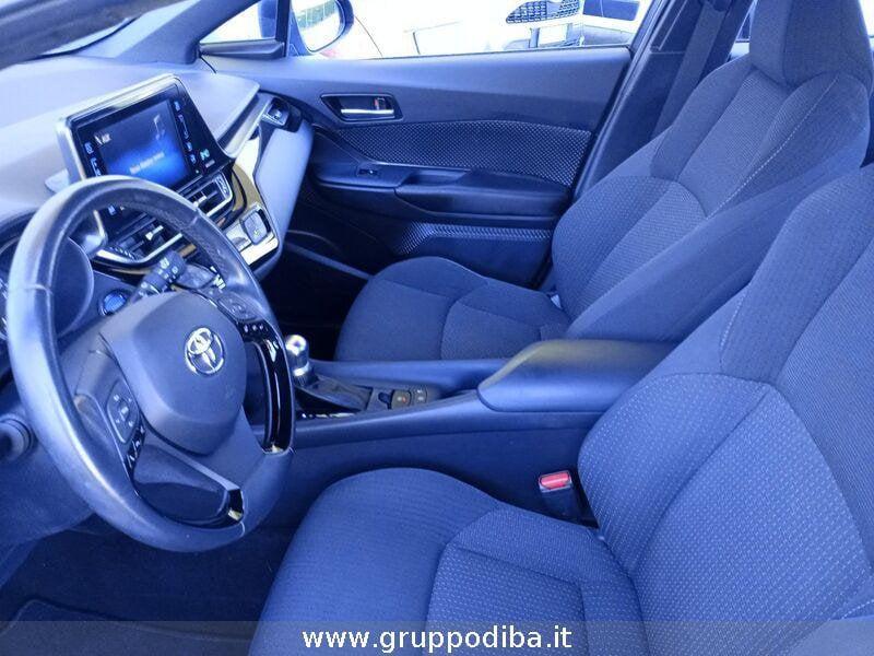 Toyota C-HR I 2016 1.8h Active 2wd e-cvt