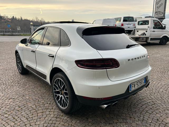 PORSCHE Macan 2.0