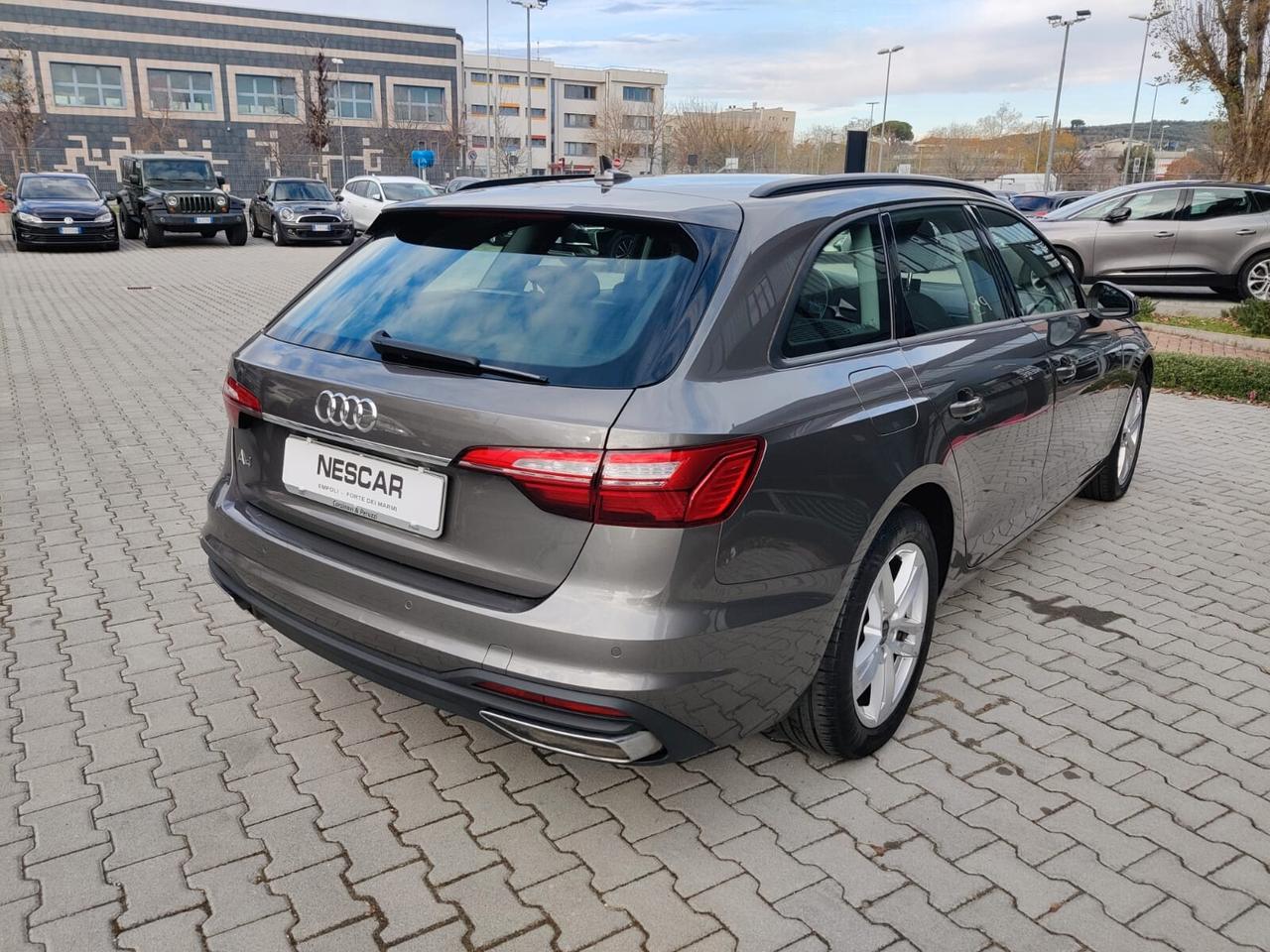 Audi A4 Avant 30 TDI Business IVA ESPOSTA